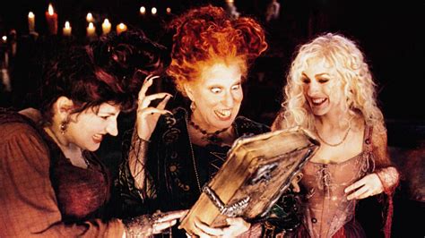 hocus pocus boobs|38 Thoughts I Had While Rewatching Hocus Pocus